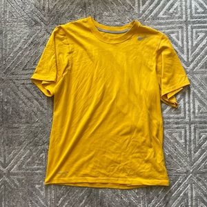 Men’s Nike Dri-fit shirt